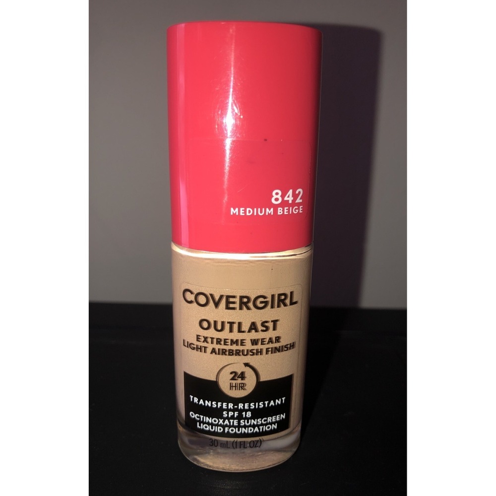 COVERGIRL Outlast Extreme Wear  Foundation 842 Airbrush SPF18 Medium Beige NEW